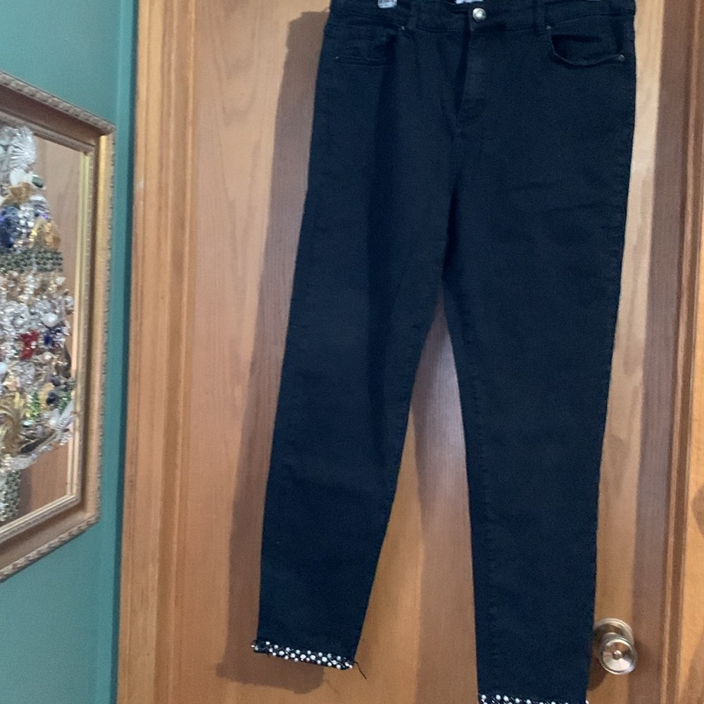Frank Lyman jeans - pearls, studs and embellishments on bottom - stretchy